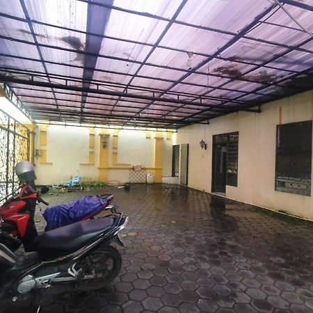 Reddoorz Syariah At Demasto Homestay Jembel Kültér fotó
